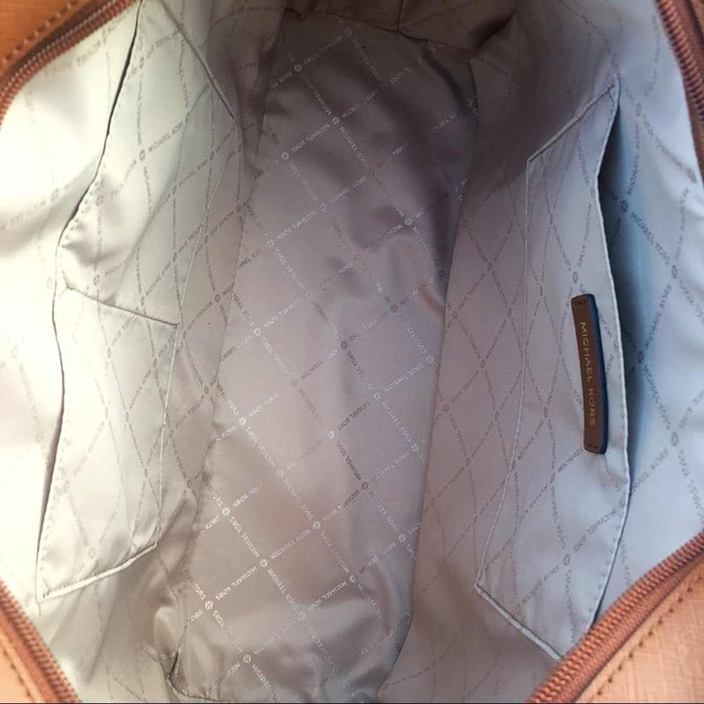 NWT Michael Kors Sady Large Tote - Picture 3 of 4